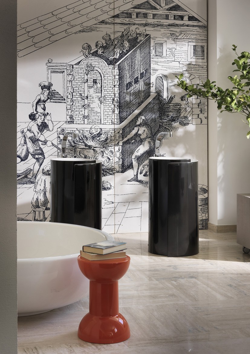 Flaminia Monoroll Freestanding basin 44 cm black glossy