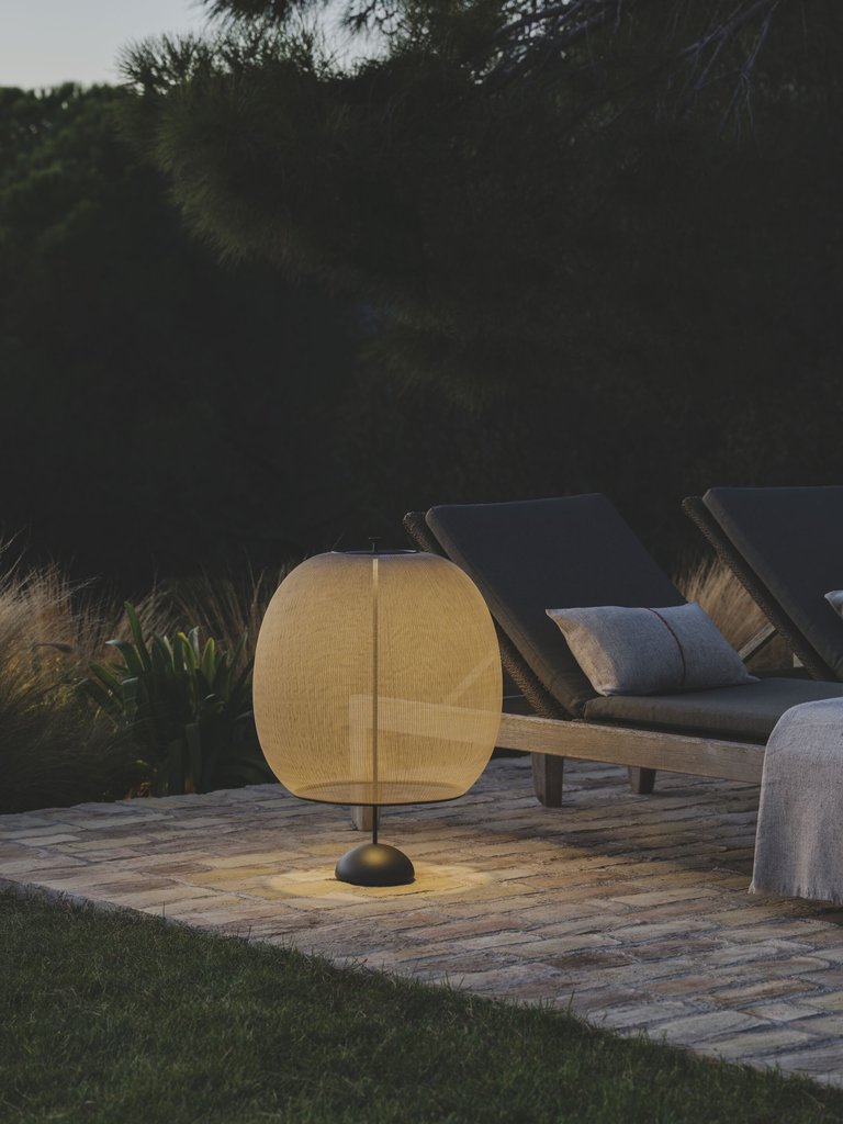 VIBIA — Vibia_CLOSER (2)